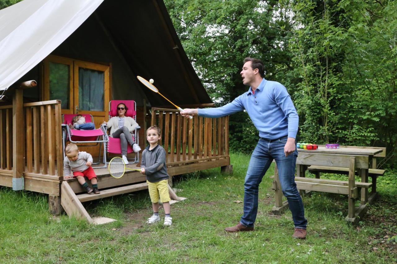Camping Le Nid Du Parc Виллар-ле-Домб Экстерьер фото